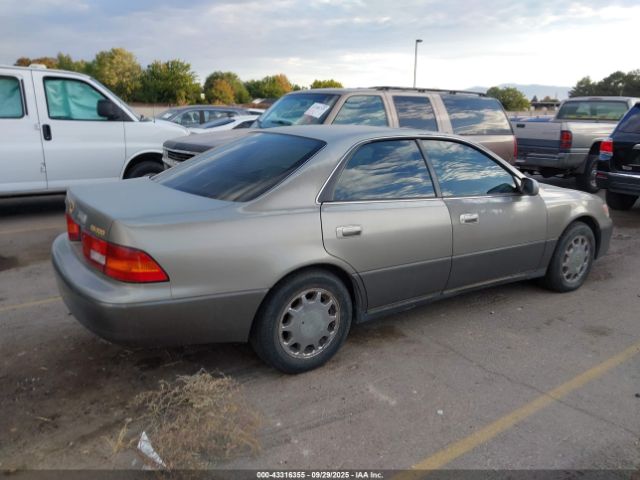 1997 LEXUS ES 300 JT8BF22G1V0030157 Photo 3