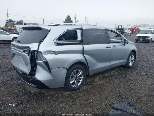 5TDZSKFC4MS013898 Toyota Sienna