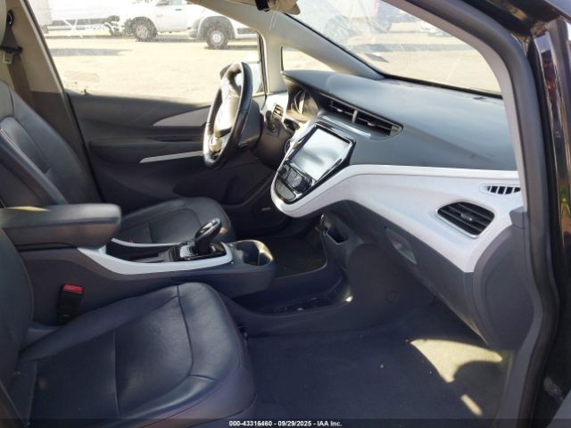 2021 CHEVROLET BOLT EV 1G1FZ6S01M4106156 Photo 4