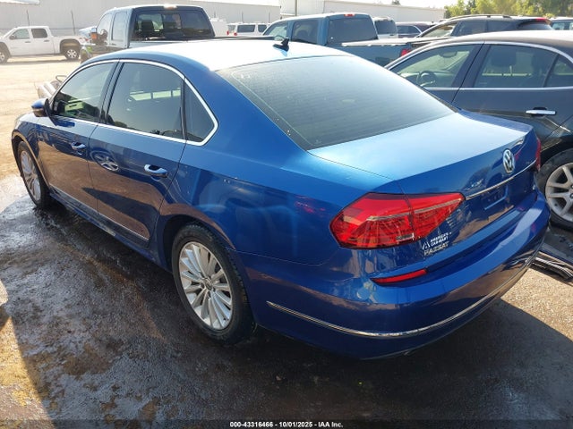 2016 VOLKSWAGEN PASSAT 1VWBT7A32GC016272 Photo 2