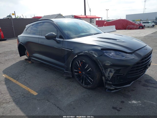 2023 ASTON MARTIN DBX SD7VUJBW6PTV08872