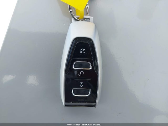 2023 ASTON MARTIN DBX SD7VUJBW6PTV08872 Photo 10