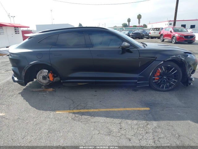 Aston Martin Dbx 707 2023 SD7VUJBW6PTV08872 Image 14