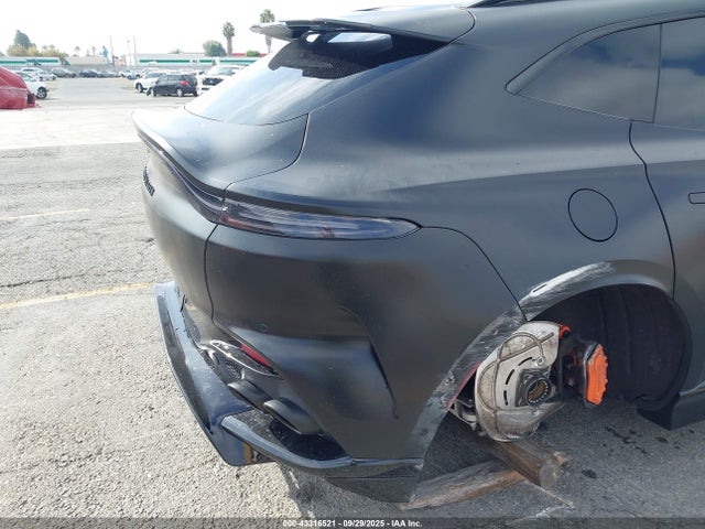 2023 ASTON MARTIN DBX SD7VUJBW6PTV08872 Photo 3