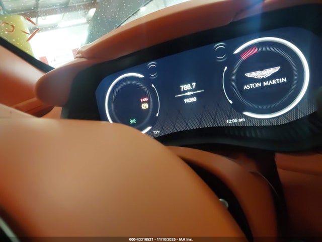 2023 ASTON MARTIN DBX SD7VUJBW6PTV08872 Photo 6