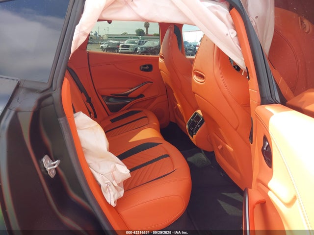 2023 ASTON MARTIN DBX SD7VUJBW6PTV08872 Photo 7