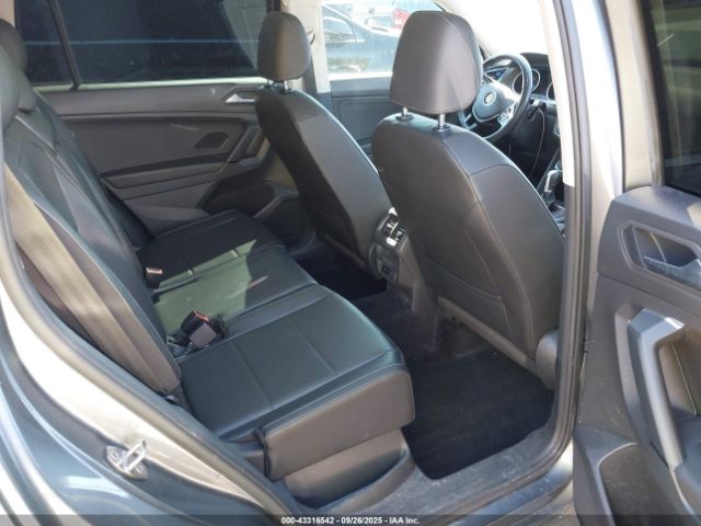 2019 VOLKSWAGEN TIGUAN 3VV2B7AX5KM201062 Photo 7