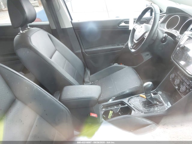 Aukcja sprzedaży 2018 Volkswagen Tiguan 2.0t Se/2.0t Sel, vin: 3VV3B7AX7JM055685, numer aukcji: 43316567