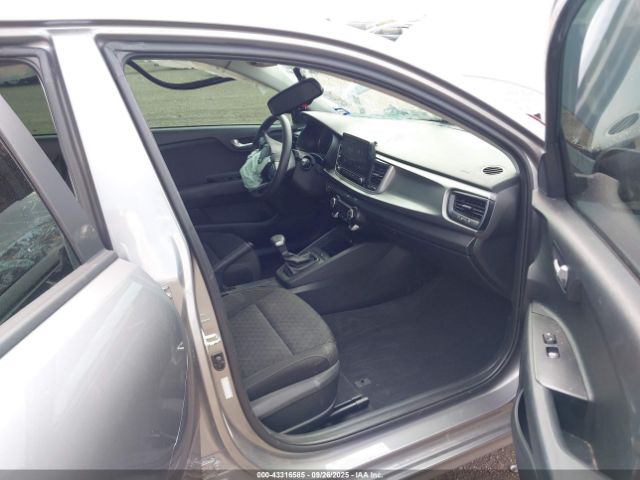 2023 KIA RIO 5-DOOR 3KPA25AD2PE628625 Photo 4