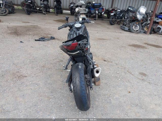 2023 YAMAHA YZFR3 MH3RH18Y9PK013443 Photo 5