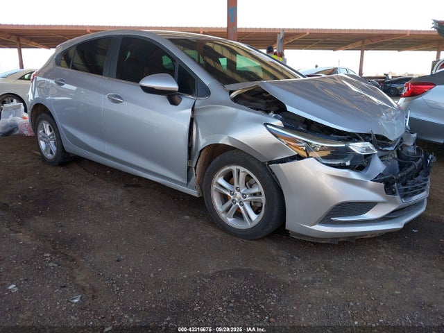 Chevrolet Cruze Lt Auto 2018 3G1BE6SM0JS614336 zdjęcie główne
