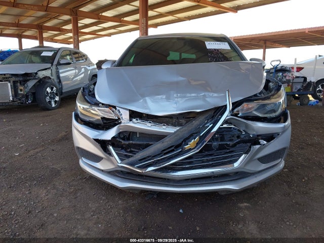 Chevrolet Cruze Lt Auto 2018 3G1BE6SM0JS614336 Image 6