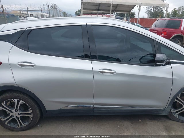 Chevrolet 2018 2018 1G1FX6S08J4135008 Image 13