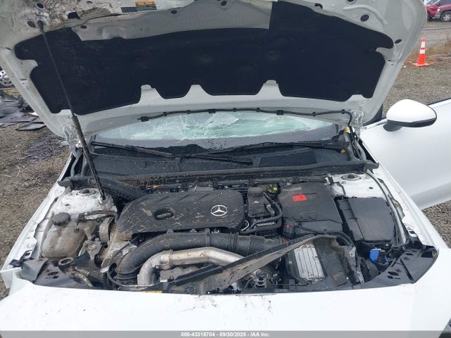 W1K5J4GB7SN516594 Mercedes-Benz m260