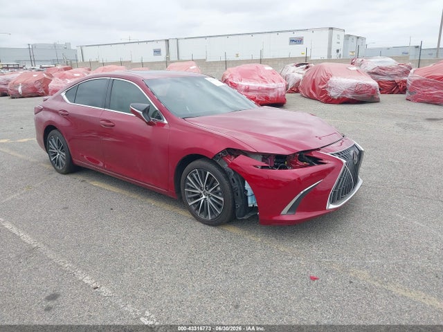 Lexus ES 300H 2023 58ADA1C11PU030706 Image 1