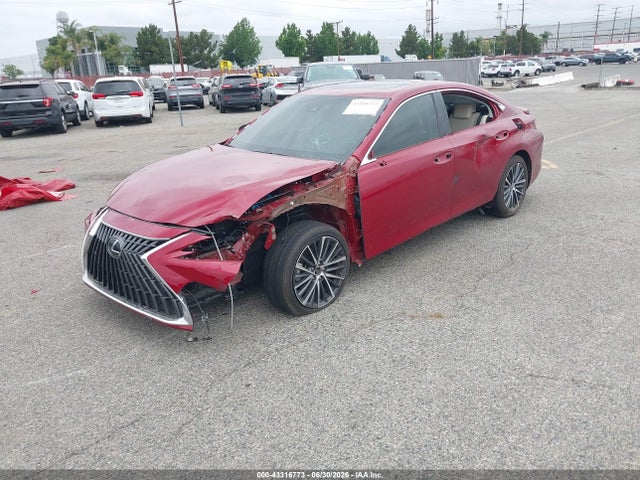 Lexus ES 300H 2023 58ADA1C11PU030706 Image 2