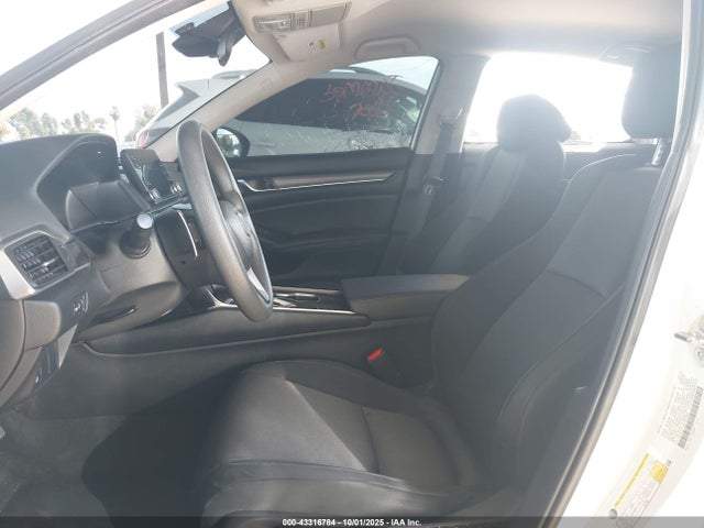 Honda lfb2 2019 1HGCV3F10KA013605 Image 5