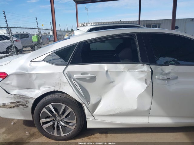 Honda lfb2 2019 1HGCV3F10KA013605 Image 6