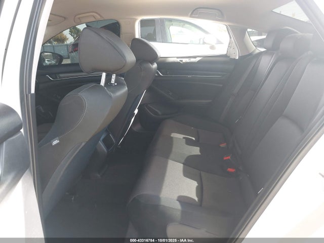 Honda lfb2 2019 1HGCV3F10KA013605 Image 8