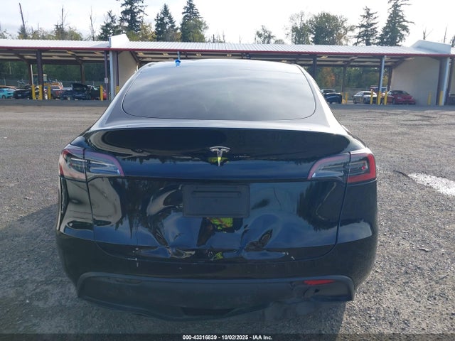 7SAYGDEE1PF760009 Tesla 2023