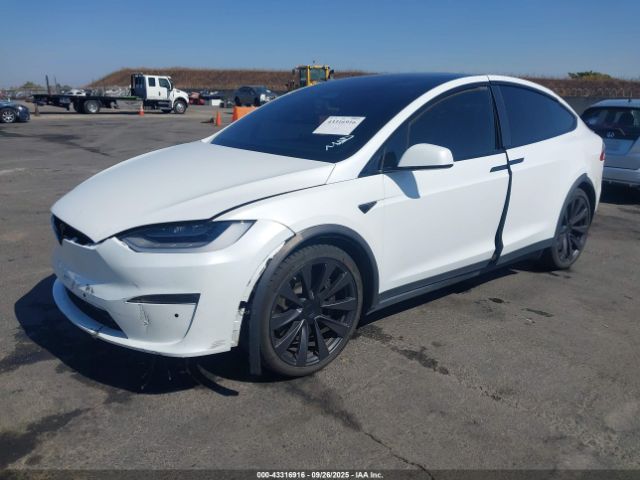 2022 TESLA MODEL X 7SAXCBE68NF329619 Photo 1
