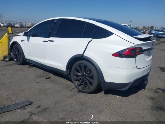 2022 TESLA MODEL X 7SAXCBE68NF329619 Photo 2