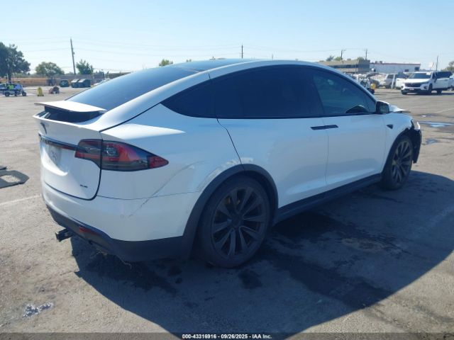 2022 TESLA MODEL X 7SAXCBE68NF329619 Photo 3