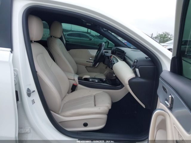 2020 MERCEDES-BENZ A 220 W1K3G4EB9LJ224916 Photo 4
