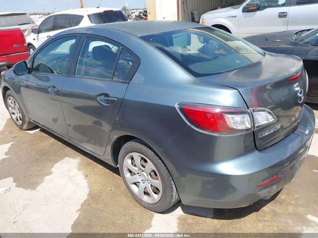 43317009 :رقم المزاد ، JM1BL1UF3C1526772 vin ، 2012 Mazda Mazda3 I Sport مزاد بيع