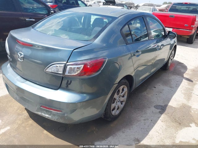 43317009 :رقم المزاد ، JM1BL1UF3C1526772 vin ، 2012 Mazda Mazda3 I Sport مزاد بيع