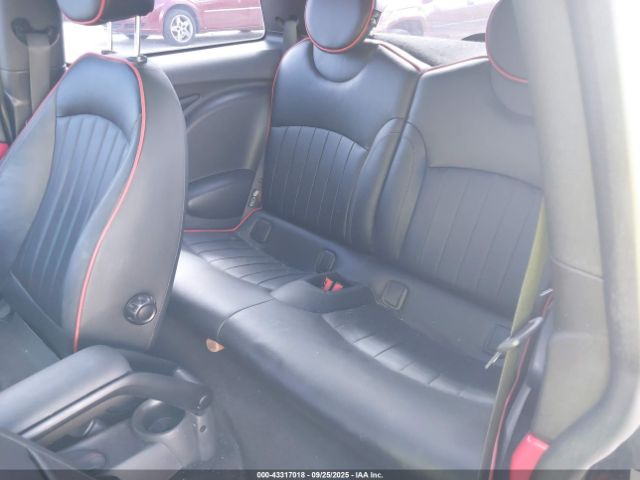 2011 MINI JOHN COOPER WORKS WMWSV9C50BTZ96985 Photo 7