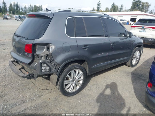 WVGBV7AXXFW505172 Volkswagen 2015