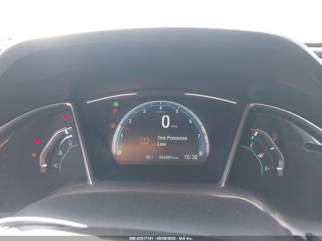 Honda l15b7 2017 2HGFC1F31HH644964 Image 7