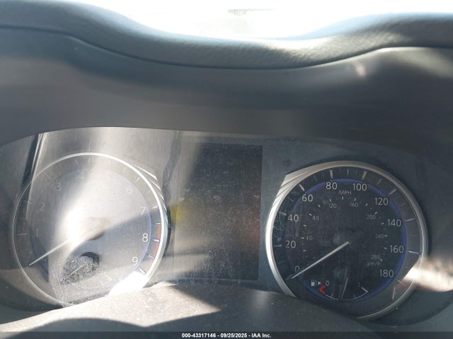JN1BV7APXEM675811 Infiniti Q50 Premium