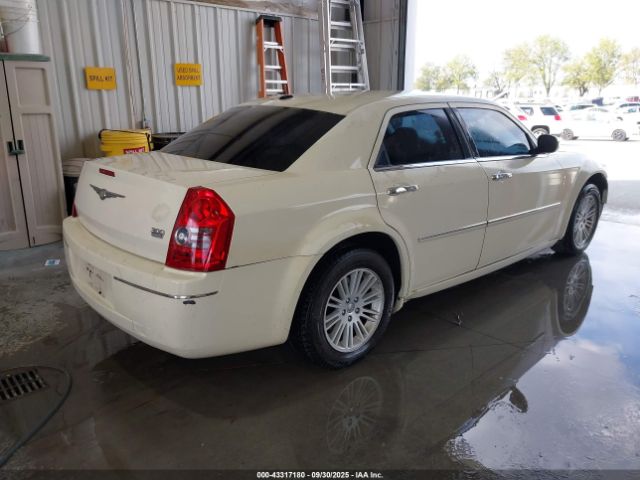 2010 CHRYSLER 300 2C3CA5CV6AH306815 Photo 3