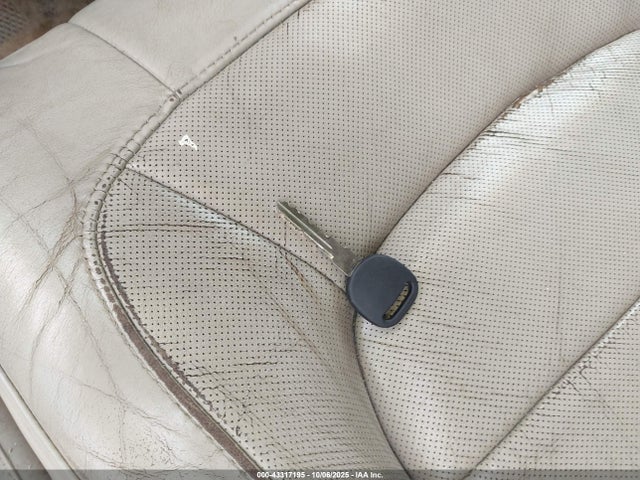 2004 CADILLAC DEVILLE 1G6KF57944U237097 Photo 10