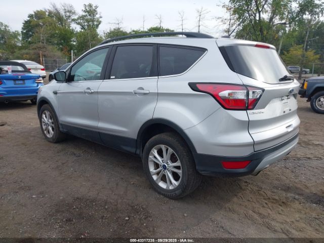 2018 FORD ESCAPE 1FMCU9GD9JUA72822 Photo 2