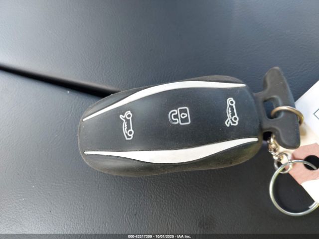 2017 TESLA MODEL S 5YJSA1E2XHF232236 Photo 10