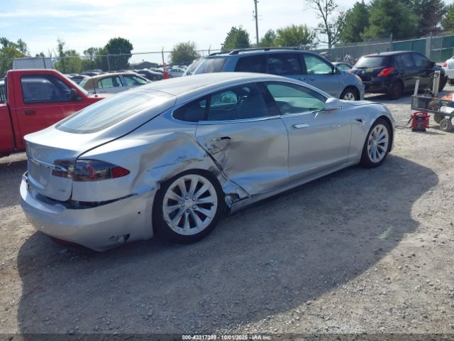 2017 TESLA MODEL S 5YJSA1E2XHF232236 Photo 3