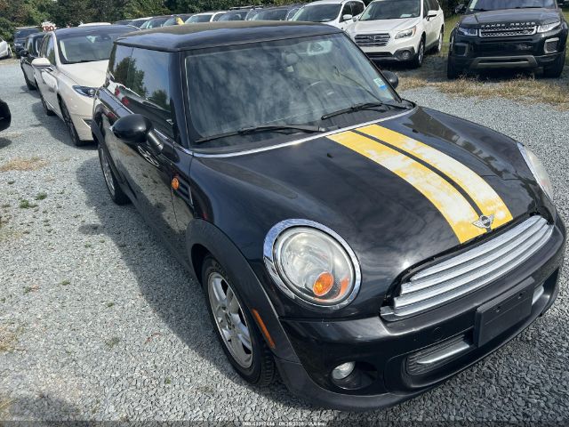 2013 MINI COOPER WMWSU3C50DT681039