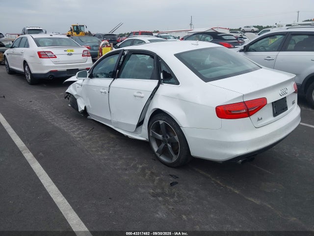 2015 AUDI A4 WAUBFAFL2FN032973 Photo 2