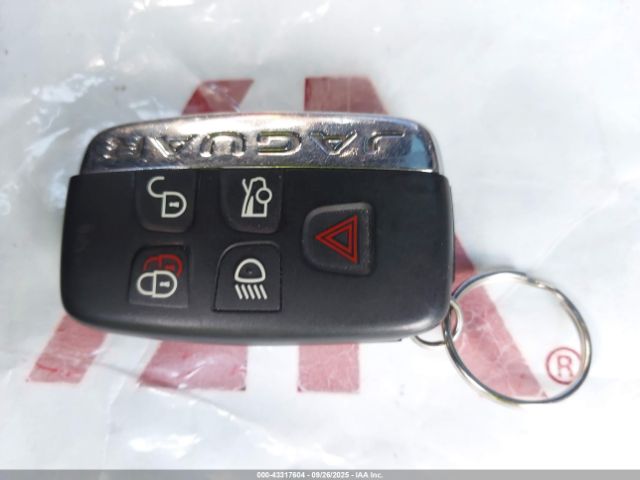 2017 JAGUAR XF SAJBM4BV6HCY52149 Photo 10