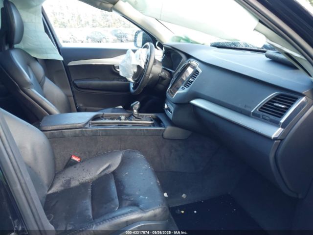 2017 VOLVO XC90 YV4102XK5H1105661 Photo 4