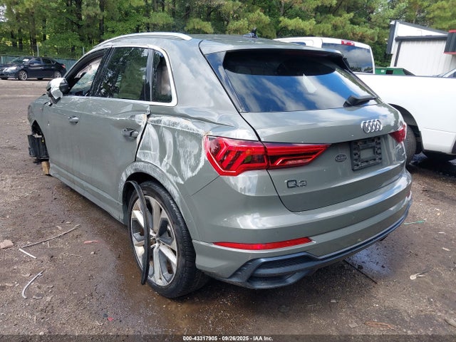 2020 AUDI Q3 WA1EECF30L1028223 Photo 2