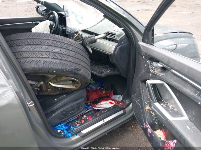 2020 AUDI Q3 WA1EECF30L1028223 Photo 4