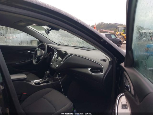 2020 CHEVROLET MALIBU 1G1ZD5ST2LF063899 Photo 4