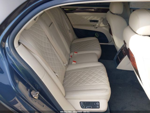 2018 BENTLEY FLYING SPUR SCBEC9ZA2JC070647 Photo 7