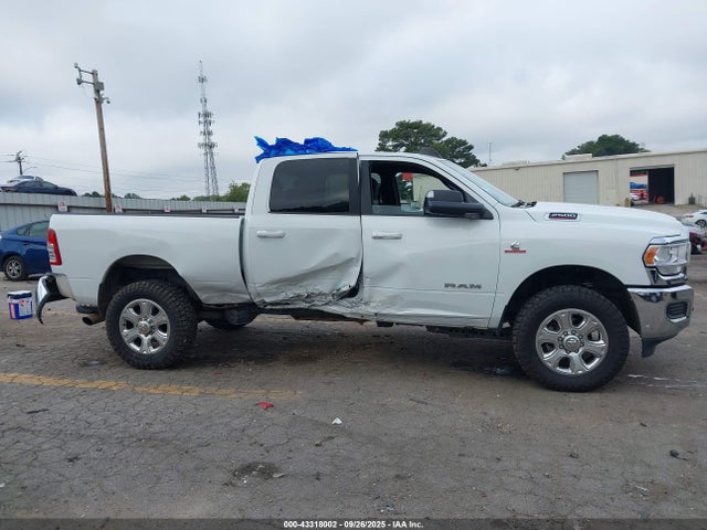 43318002 :رقم المزاد ، 3C6UR5DL2NG436934 vin ، 2022 Ram 2500 Big Horn  4x4 6'4 Box مزاد بيع