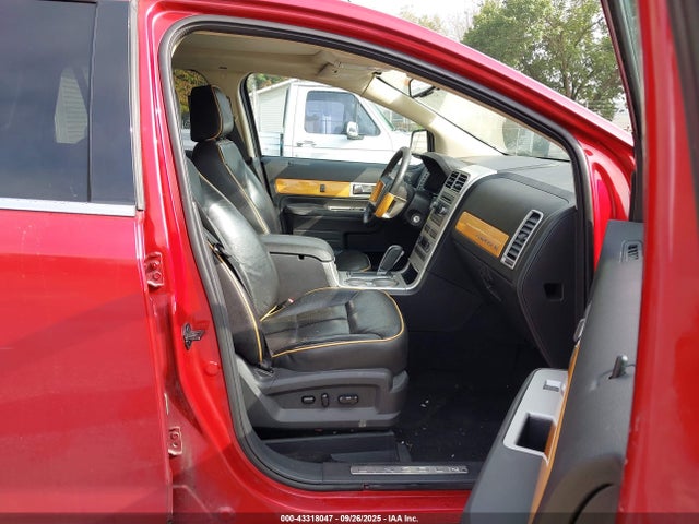 43318047 :رقم المزاد ، 2LMDU68C08BJ30376 vin ، 2008 Lincoln Mkx مزاد بيع