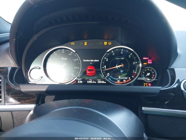2015 Bmw 650i Gran Coupe Xdrive მანქანა იყიდება აუქციონზე, vin: WBA6B4C58FD760839, აუქციონის ნომერი: 43318147